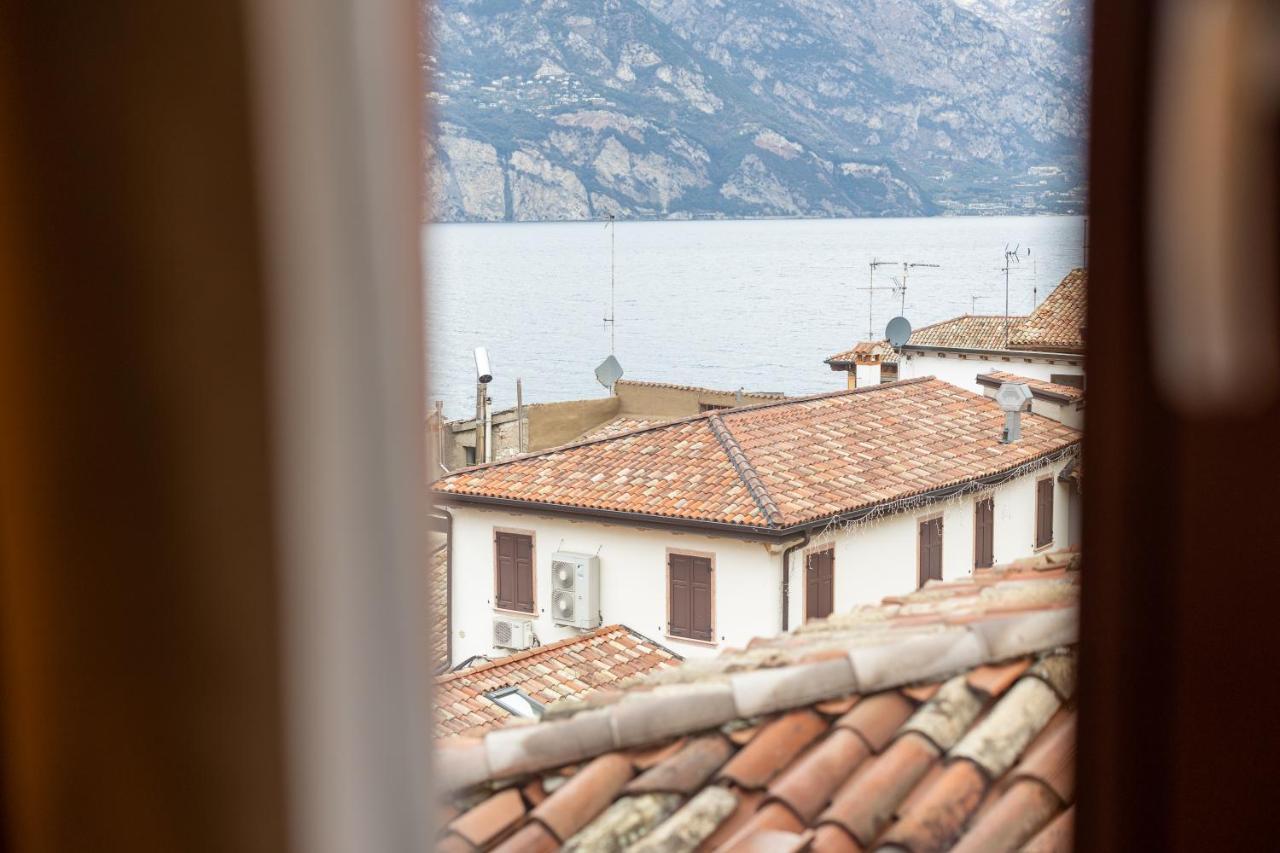 Hotel Lago Di Garda マルチェージネ エクステリア 写真