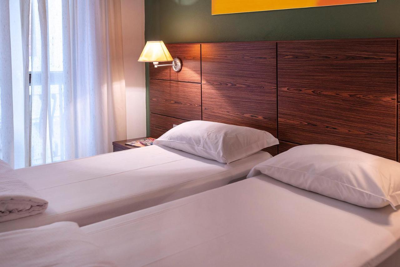 Hotel Lago Di Garda マルチェージネ エクステリア 写真