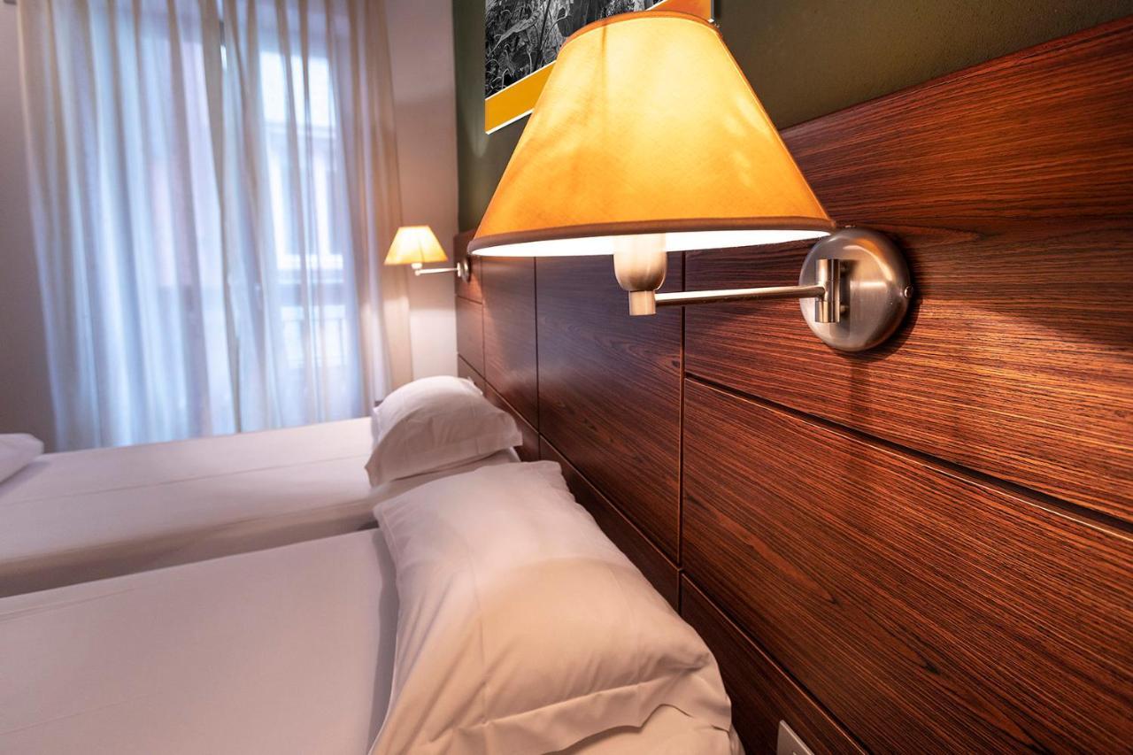 Hotel Lago Di Garda マルチェージネ エクステリア 写真