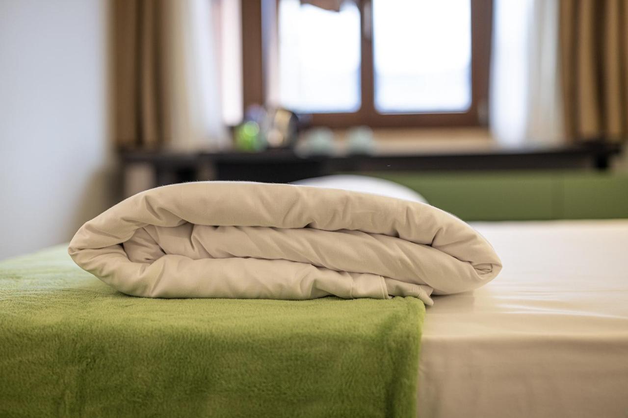 Hotel Lago Di Garda マルチェージネ エクステリア 写真