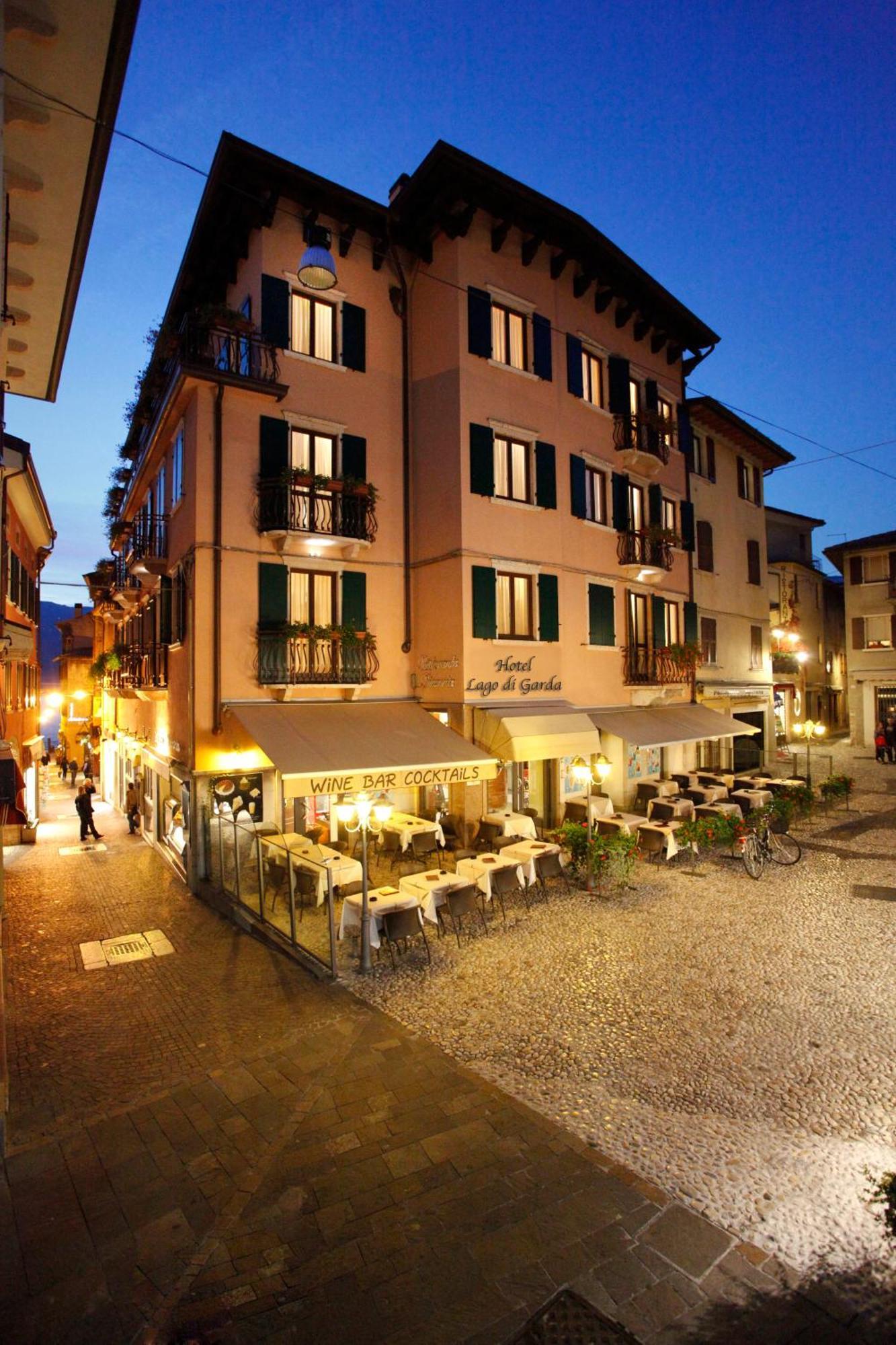 Hotel Lago Di Garda マルチェージネ エクステリア 写真
