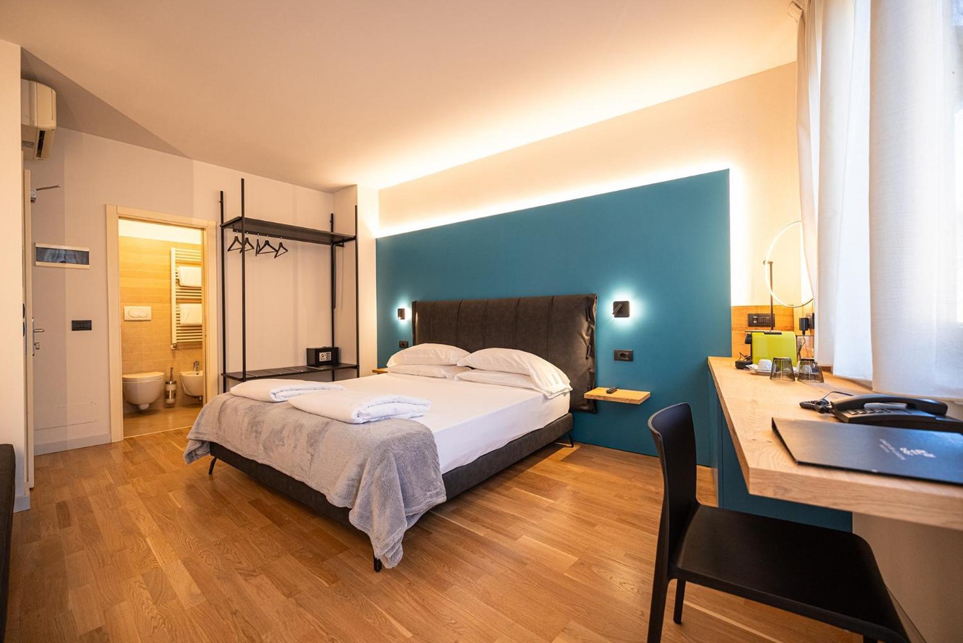 Hotel Lago Di Garda マルチェージネ エクステリア 写真